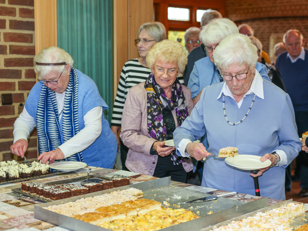 top-top.de-251112-029 | Foto, Video, Fotografie, Videografie, Fotobox, DJ, Discjockey, Musik, Musikbox, Veranstaltung, Photobooth, Amazon, Ebay, Buchtipp, Bestseller, Autor, Verlag, Buch, Wesel, Hamminkeln, NRW, Dinslaken, Rees, Drohne, Hochzeit, Party, Fotobox, Wesel, Fotograf