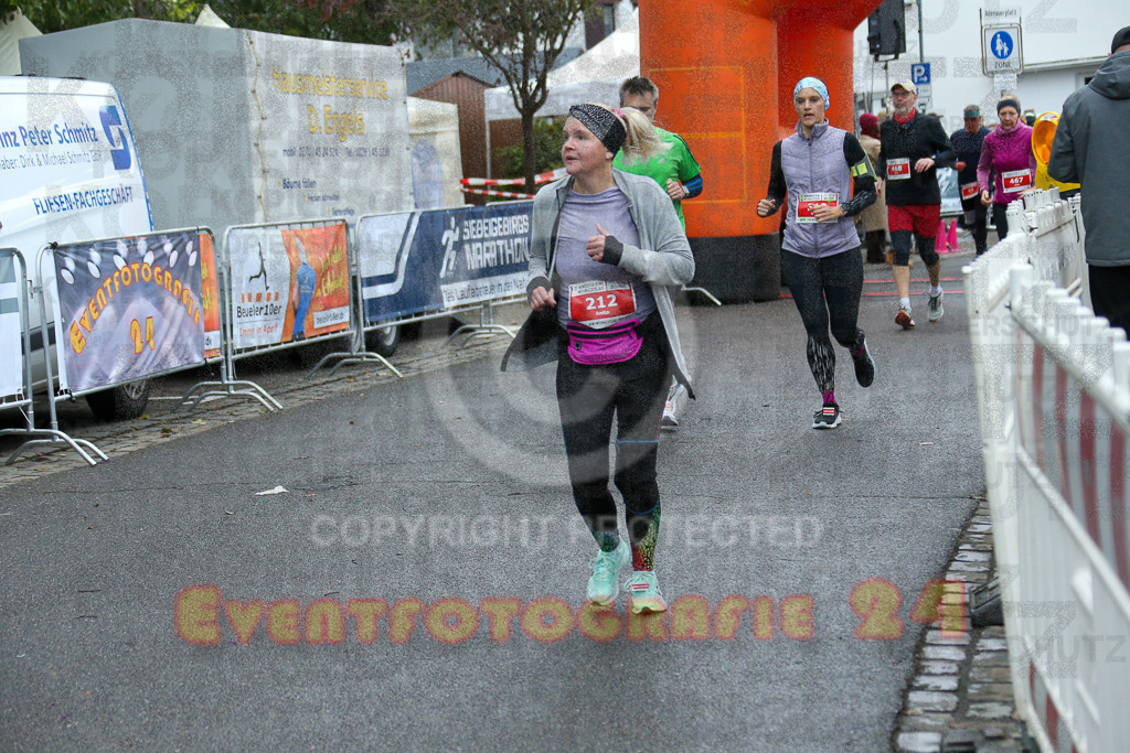 251130_1145_EX1_8703 | Sportfotografie im Rhein-Sieg Kreis, Köln, Bonn, NRW, Rheinland Pfalz, Hessen, etc. Unser Tätigkeitsfeld umfasst den Laufsport vom Volkslauf über den Marathon, Duathlon, Triathon bis zum Ultralauf wie Kölnpfad Ultra oder Schindertrail.
