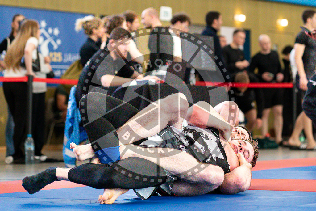 20250510PBB4357 | Athletes compete during the JJLG Berlin Open Jiu-Jitsu Championship on May 10, 2025 in Berlin, Germany. © Chiara Dazi / photoblackbelt