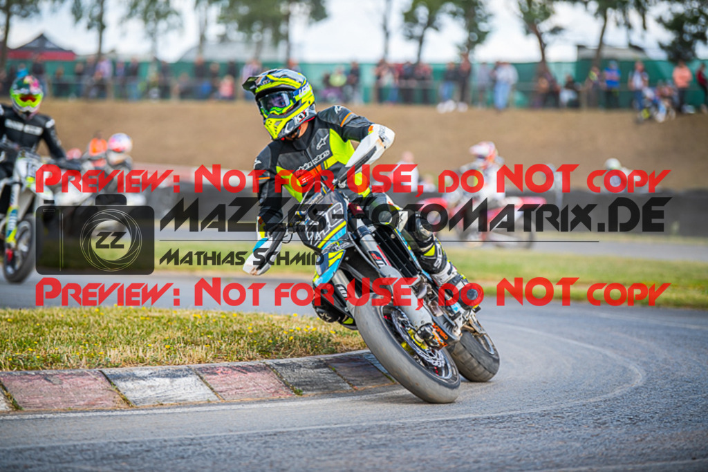 MaZZes_FotoMatrix_220529_6626 | Fotograf Mathias Schmid
Sportfotograf,
Eventfotograf,
Hochzeitsfotograf,
Portraitfotograf