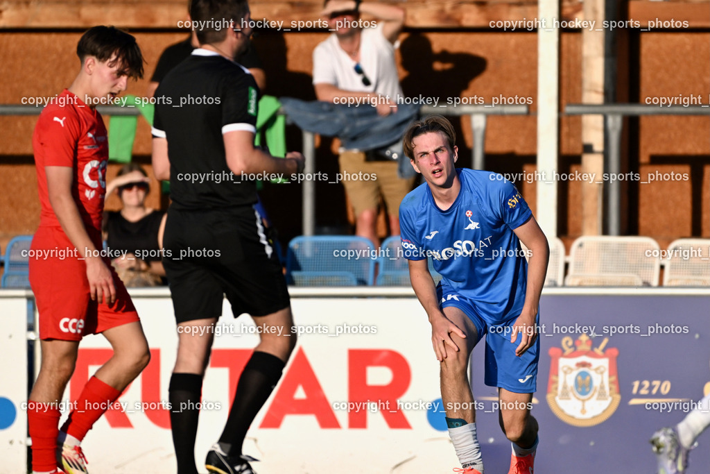 SAK vs. SC ST. Veit | #5 Jakob Geister SAK, SAK vs. SC ST. Veit, SAK vs. SC ST. Veit am 30.04.2025 in Klagenfurt (Sportpark Welzenegg), Austria, (Photo by Bernd Stefan)