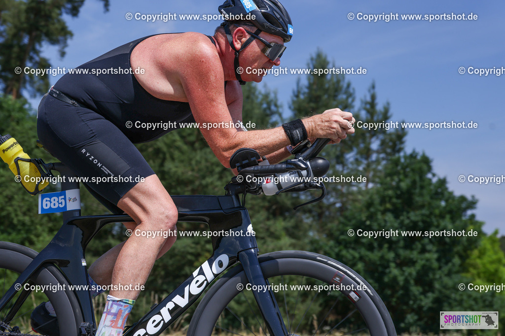 007A0558 | Rund um das Thema Sport-Event-Fotografie & individuelle Teilnehmerfotos. Jeder Teilnehmer wird fotografiert.