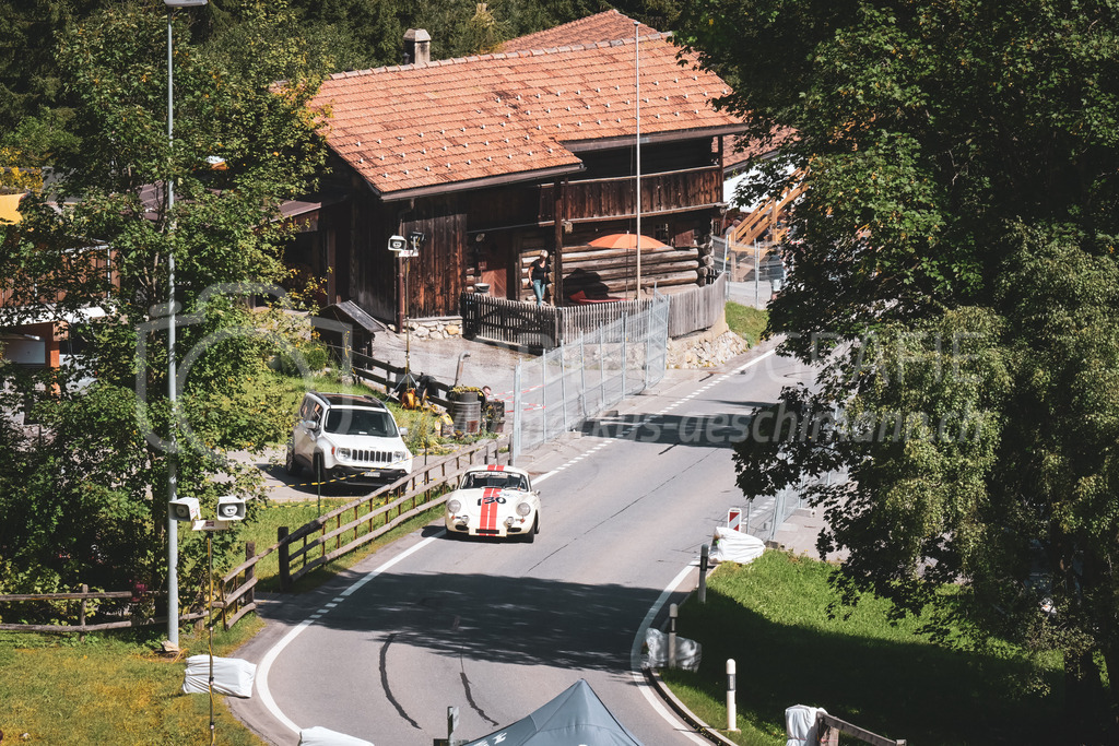 21. Arosa ClassicCar 2025 - 6. =September= 2025 | Armin Labhart aus Egg (SUI) in einem Porsche 356B Super 90 aus dem Jahre 1962 mit Startnummer 207 am Arosa ClassicCar 2025 in der Kategorie Classic Trophy..@arosaclassiccar, @arosa.official, #arosaclassiccar, #arosa, #76curves, #classiccarBild: Sportfotografie Markus Aeschimann | www.markus-aeschimann.ch - Realisiert mit Pictrs.com