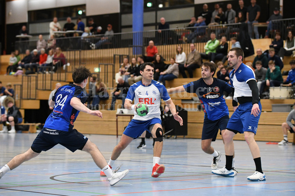 HC Deggendorf : TSV Simbach II   | Valentin Lotos  (HC Deggendorf  #4) - Realisiert mit Pictrs.com