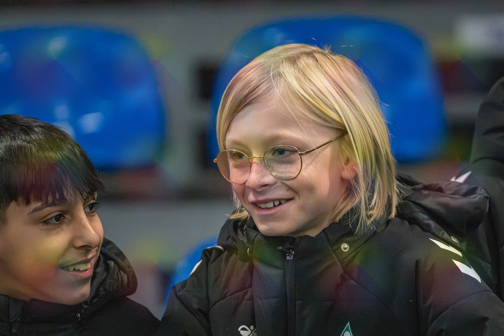 blr.pics-074 | Professionelle Fußball- und Sportfotografie. Spielbilder online ansehen und kaufen – Einzelbilder oder komplette Galerien in hoher Qualität. - Realisiert mit Pictrs.com