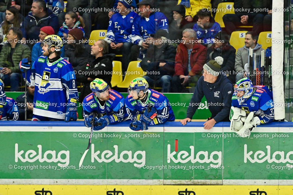 EC IDM WÄRMEPUMPEN VSV vs. EC Red Bull Salzburg | #37 Swette Rene EC VSV, Markus Schmidt – Head Equipment Manager, Spielerbank EC VSV, EC IDM WÄRMEPUMPEN VSV vs. EC Red Bull Salzburg, EC IDM WÄRMEPUMPEN VSV vs. EC Red Bull Salzburg am 17.01.2025 in Villach (Stadthalle Villach), Austria, (Photo by Bernd Stefan)
