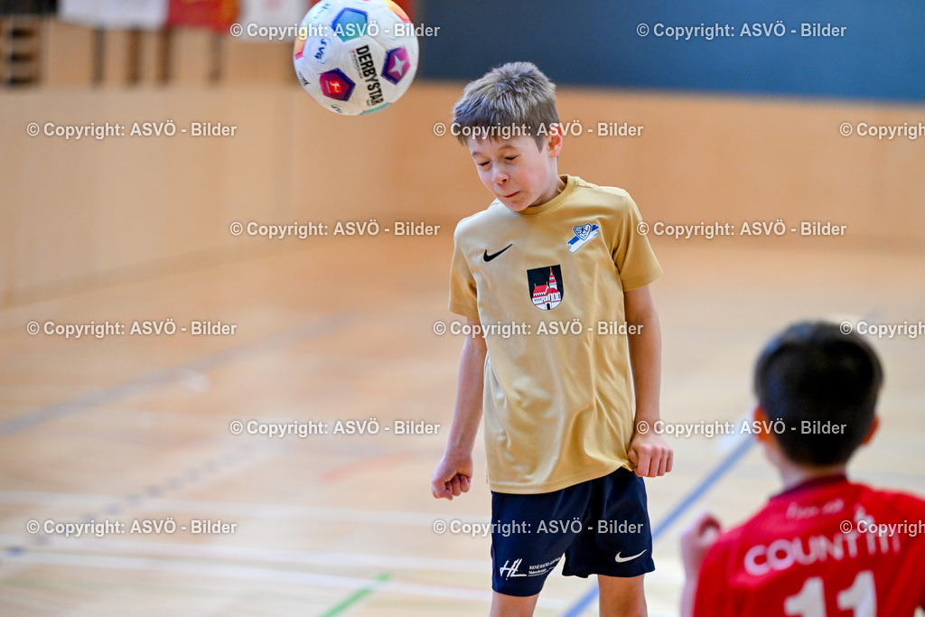 ASVÖ_ Fussballturnier SV Gallneukirchen_ 09.02.2025-81 | 09.02.2025, Gallneukirchen, AUT, ASVÖ, Fussball Nachwuchs Hallenturnier 2025, SV Gallneukirchen im Bild Teilnehmer U 9©Harald Dostal / fodo.media - Realisiert mit Pictrs.com