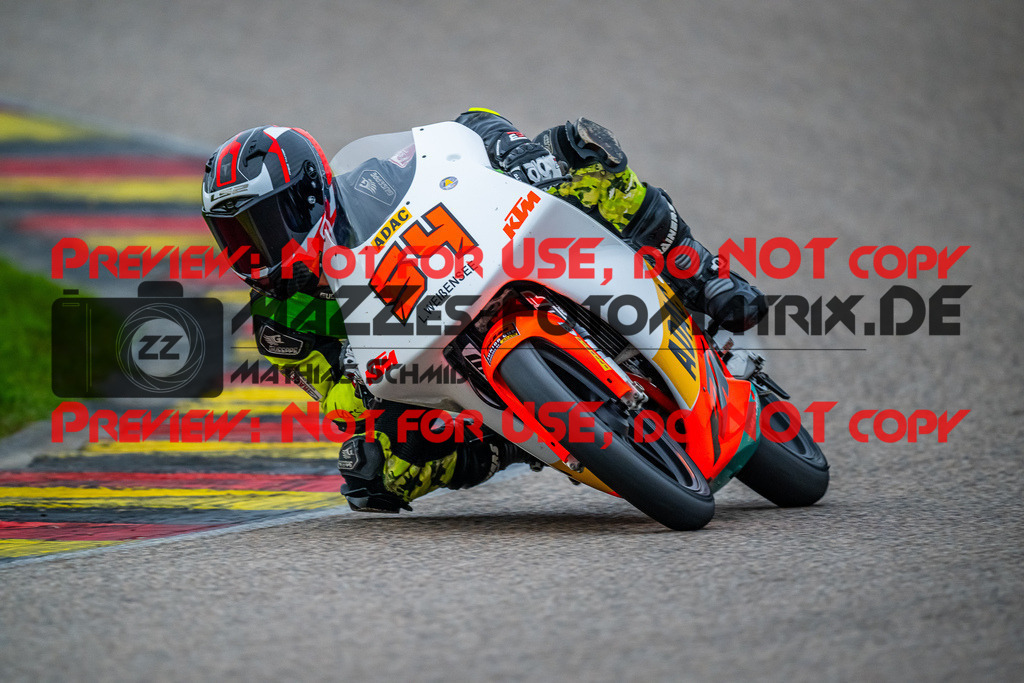 MaZZes_FotoMatrix_240503_6007705_1292 | KTM