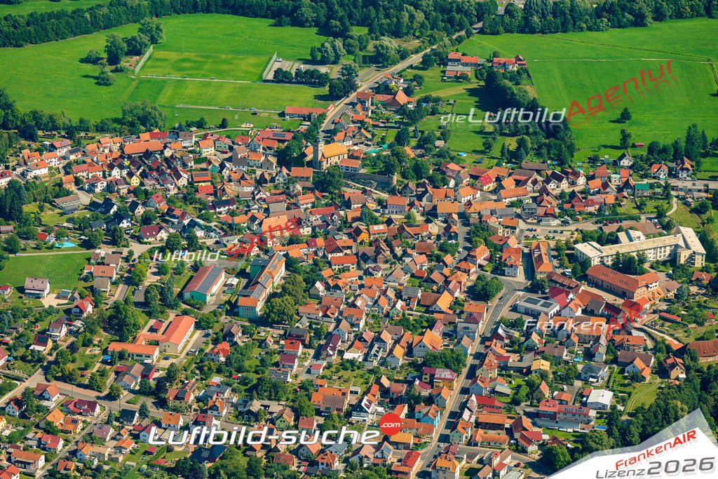 Schrägluftbild  Walldorf  Meiningen - Das Luftbild wurde 2025 vom UL-Flugzeug heraus erstellt (ohne Drohne- keine Drohnenaufnahme ) - Hochauflösende Luftaufnahme -Nicht vergleichbar mit Google Maps oder Satelittenbilder- Die Geschenkidee !Mit Lizenz und Bildrechte bestellbar