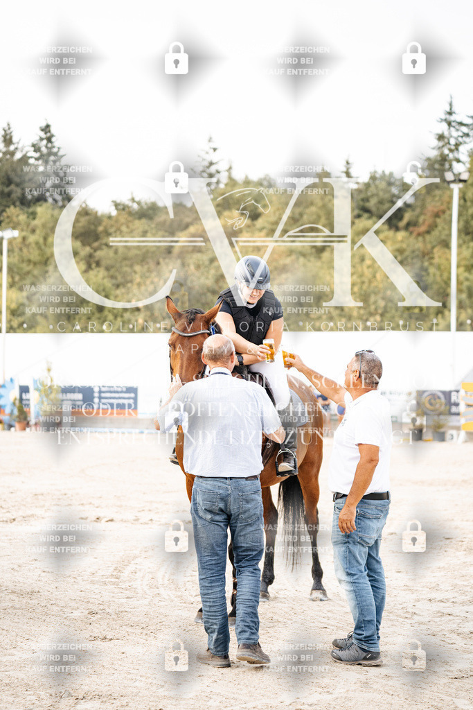 CK704255 | Turnierfotografie Pferdefotografie Trier Rheinland-Pfalz Pferdesport Reitsport Tierfotografie Sportfotografie Pferdevideo Pferdevideografie Equestrianvideography equestrianphotography  - Realisiert mit Pictrs.com