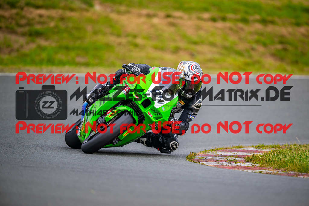 MaZZes_FotoMatrix_240726_6007705_8785 | STK