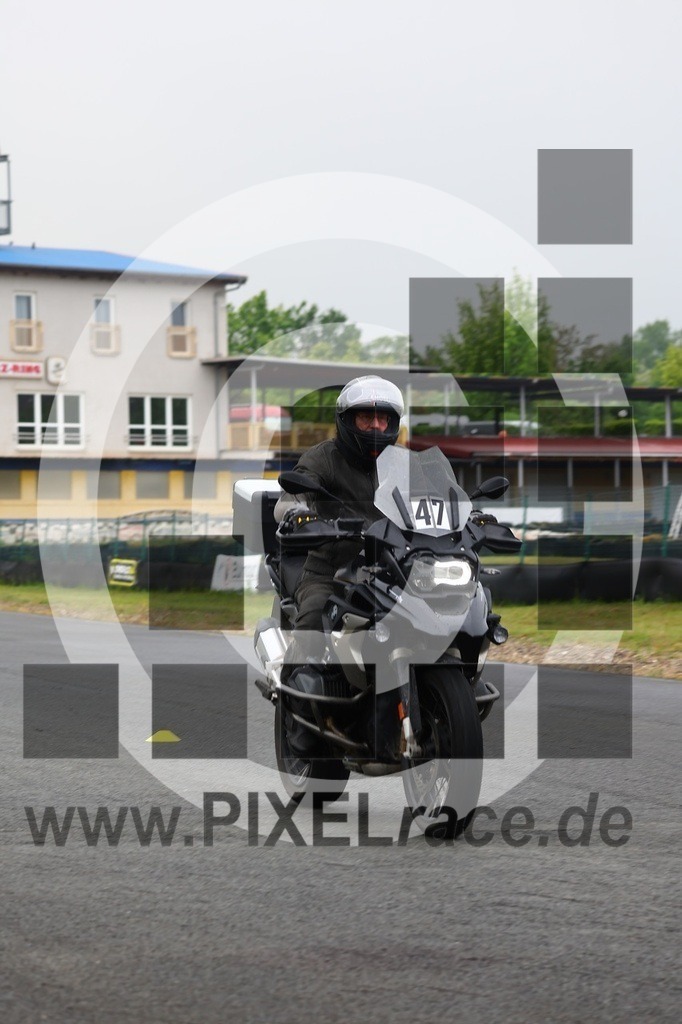 0047-20260511_00081 | Schöne Erinnerungen an spannende Momente - das festzuhalten ist unser Job. PIXELrace.de ist seit 2003 auf den Rennstrecken Europas unterwegs um die Action draußen beim Fahren und die wunderbare Stimmung imm Fahrerlager für euch einzufangen.