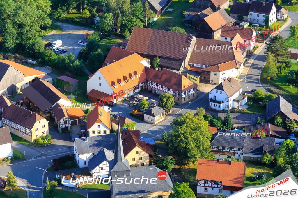 Die Luftaufnahme Gaertenroth -  wurde vom UL-Flugzeug (keine Drohne) aus fotografiert.Hohe Druck- Auflösung-die Geschenkidee!