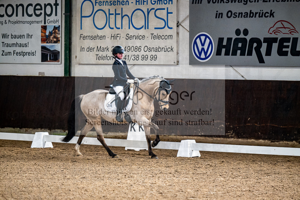 20240310-DOS_9491 | Entdecke hochwertige Reitturnierfotos von Foto Oger. Professionell, emotional und authentisch – jetzt Lieblingsmomente im Shop bestellen.Deutschlandweite Turnierfotografie. - Realisiert mit Pictrs.com