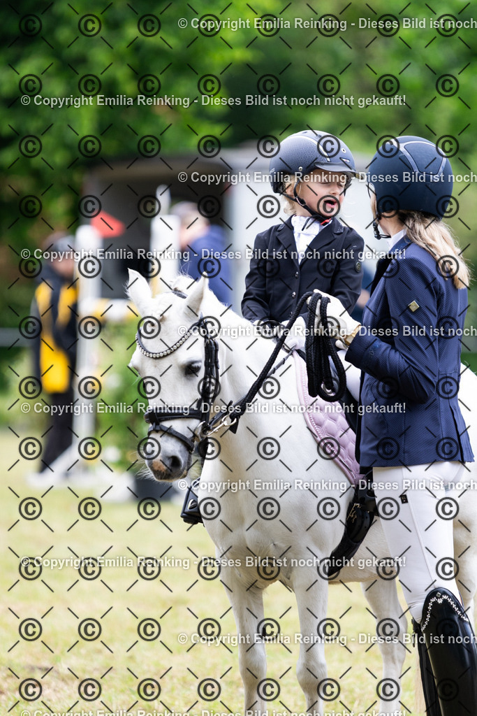 CL5A9324 | Emilia Reinking Fotografie - Realisiert mit Pictrs.com