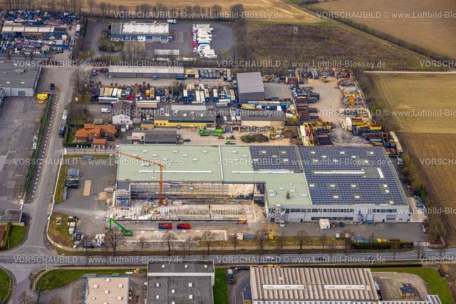 Werl240308277 | Luftbild, Baustelle Brandhalle ehemalige Kettler-Halle, F und D Metallveredlung GmbH mit Solardach, Am Maifeld, dahinter Rebein Garten- und Landschaftsbau Landschaftsgestalter, Budberg, Werl, Nordrhein-Westfalen, Deutschland