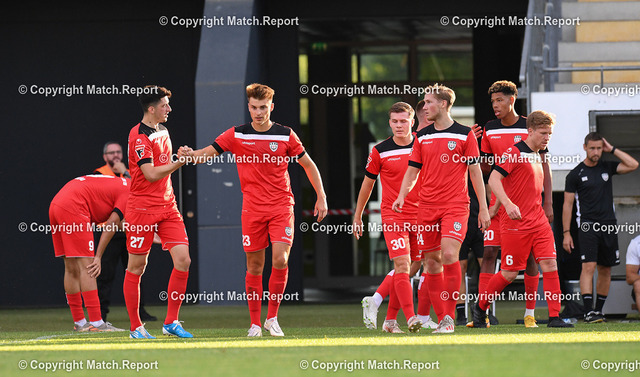 WFV-Verbandspokal Achtelfinale 21/22, SSV Reutlingen vs. SGV Freiberg | WFV-Verbandspokal Achtelfinale 21/22, SSV Reutlingen vs. SGV Freiberg, 11.08.2021 - hier war die Reutlinger Fußballwelt noch in Ordnung. Bleart Dautaj (verdeckt, links) traf zum 1:0