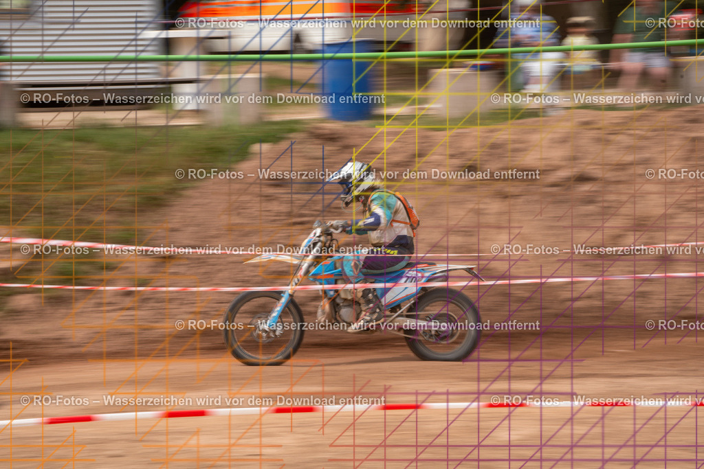 Niederwürzbach 4 Lauf-1826 | Sportfotografie von RO-Fotos: Motorsport, Motocross, Enduro, Laufveranstaltungen und Triathlon. Professionelle Fotos von Sportlern und Events. - Realisiert mit Pictrs.com