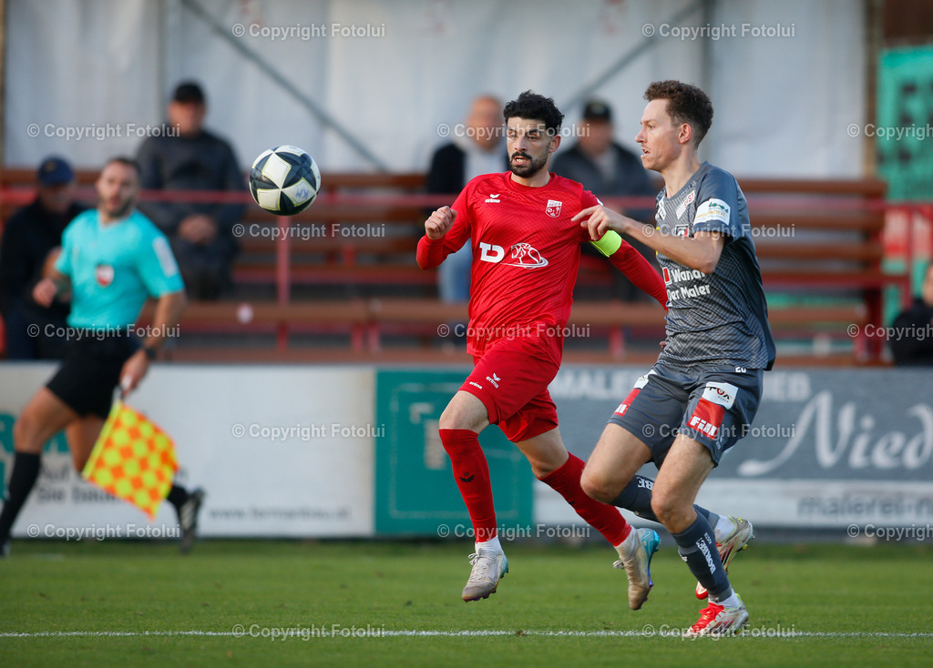 A_LUI_181025_29 | SPORT,FUSSBALL,REGIONALLIGA MITTE ASKOE OEDT-UNION GURTEN 18.10.2025 IM BILD: BUENYAMIN KARATAS (OEDT) UND FELIX SEIWALD (GURTEN)FOTO:FOTOLUI
