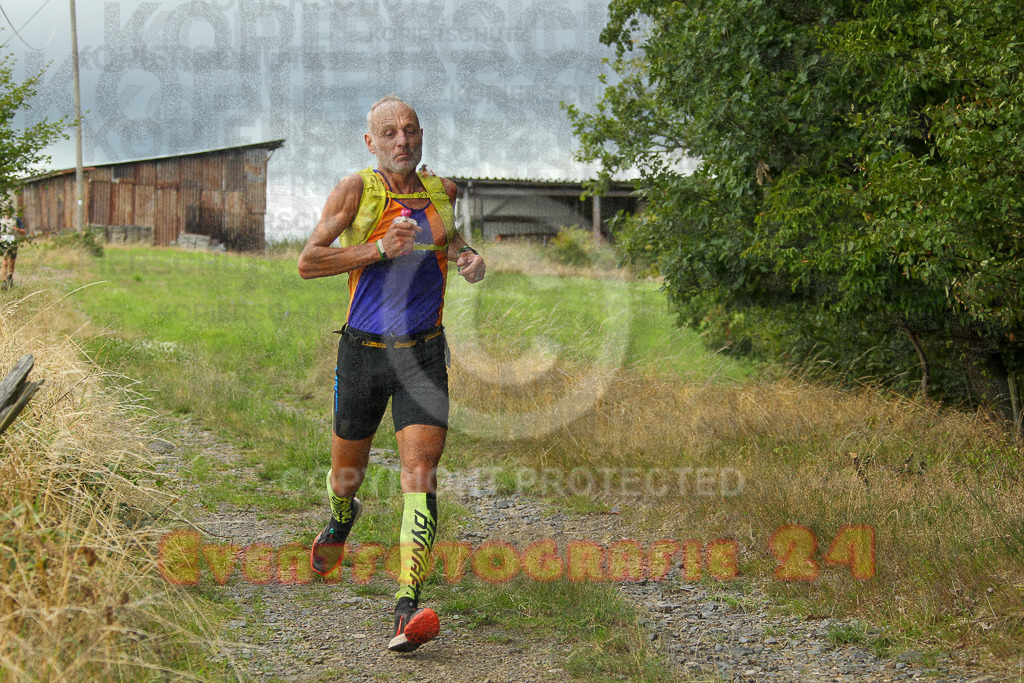 250801_1855_EV4_7748 | Sportfotografie im Rhein-Sieg Kreis, Köln, Bonn, NRW, Rheinland Pfalz, Hessen, etc. Unser Tätigkeitsfeld umfasst den Laufsport vom Volkslauf über den Marathon, Duathlon, Triathon bis zum Ultralauf wie Kölnpfad Ultra oder Schindertrail.