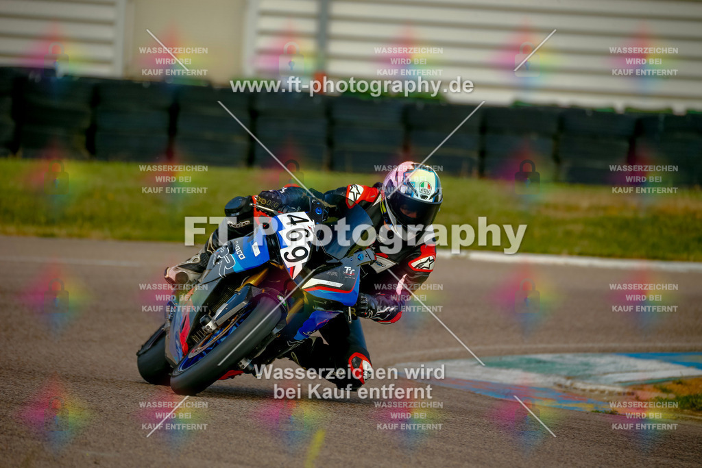 _MOT0228 | Hier findet Ihr Bilder von Touristenfahrten auf der Nürburgring Nordschleife oder von anderen Veranstaltungen die ich besucht habe. Viel Spass beim Durch Schauen 