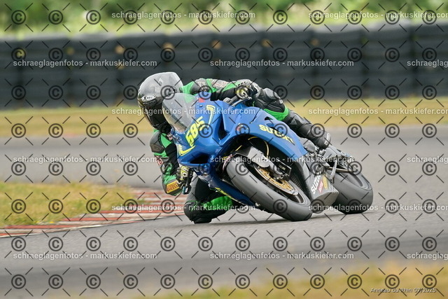 25bt05-1315 | markuskiefer.com - Realisiert mit Pictrs.com