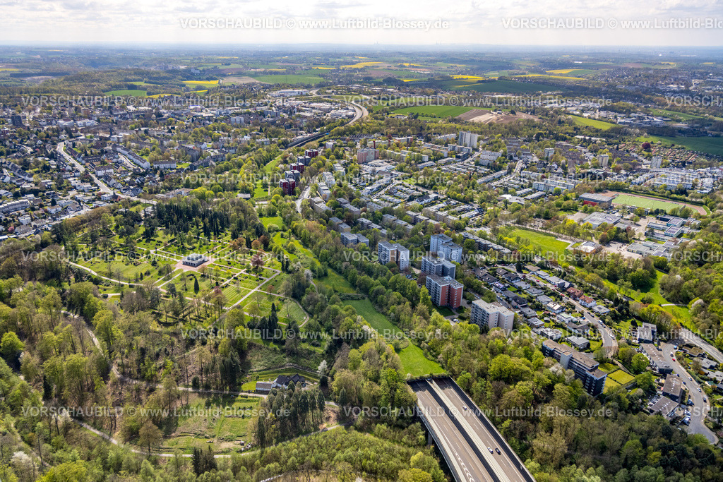 Velbert230407465 | Luftbild, Generationenpark auf Tunnel Birth, Grünbepflanzung auf Tunneldach der Autobahn A44 nahe Velbert-Nord, Waldfriedhof, Hochhaussiedlung Von-Humboldt-Straße, Velbert, Ruhrgebiet, Nordrhein-Westfalen, Deutschland