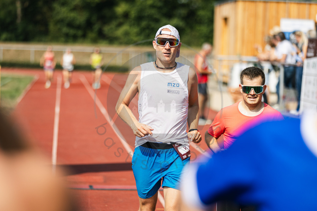 2026-07-26 Halbmarathon Moenchsdeggingen - 00567 | bastis.photos - Realisiert mit Pictrs.com