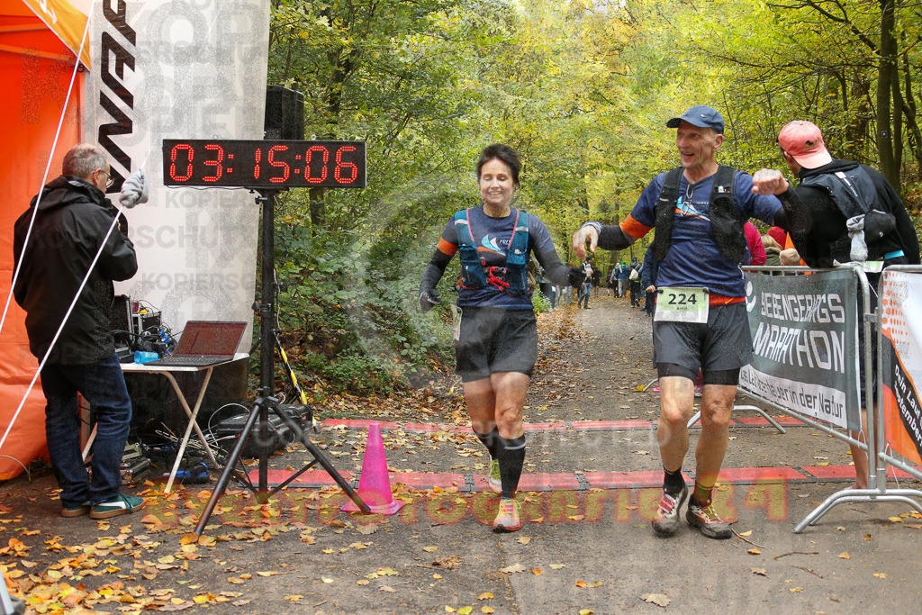 251026_1316_EX1_3079 | Sportfotografie im Rhein-Sieg Kreis, Köln, Bonn, NRW, Rheinland Pfalz, Hessen, etc. Unser Tätigkeitsfeld umfasst den Laufsport vom Volkslauf über den Marathon, Duathlon, Triathon bis zum Ultralauf wie Kölnpfad Ultra oder Schindertrail.