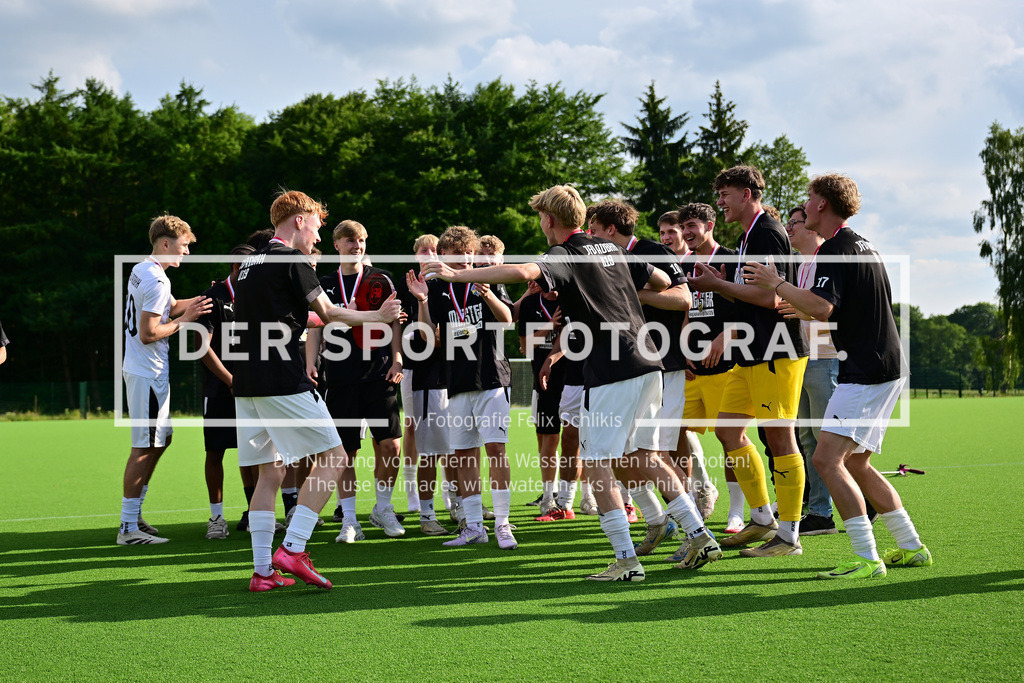 Fußball I Jugend I Saison 2024-2025 I Regionalliga I 26. Spieltag I JFV A-_O-_B-_H-_H - JFV Lübeck I 31.05.2025 I 048089 | Der Sportfotograf. - Realisiert mit Pictrs.com