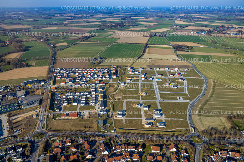 Soest250306589 | Luftbild, Baustelle für Neubau Wohngebiet Wohnquartier Neuer Soester Norden, zwischen Oestinghauser Landstraße und Weslarner Weg, Wiesen und Felder, Walburger, Soest, Soester Börde, Nordrhein-Westfalen, Deutschland