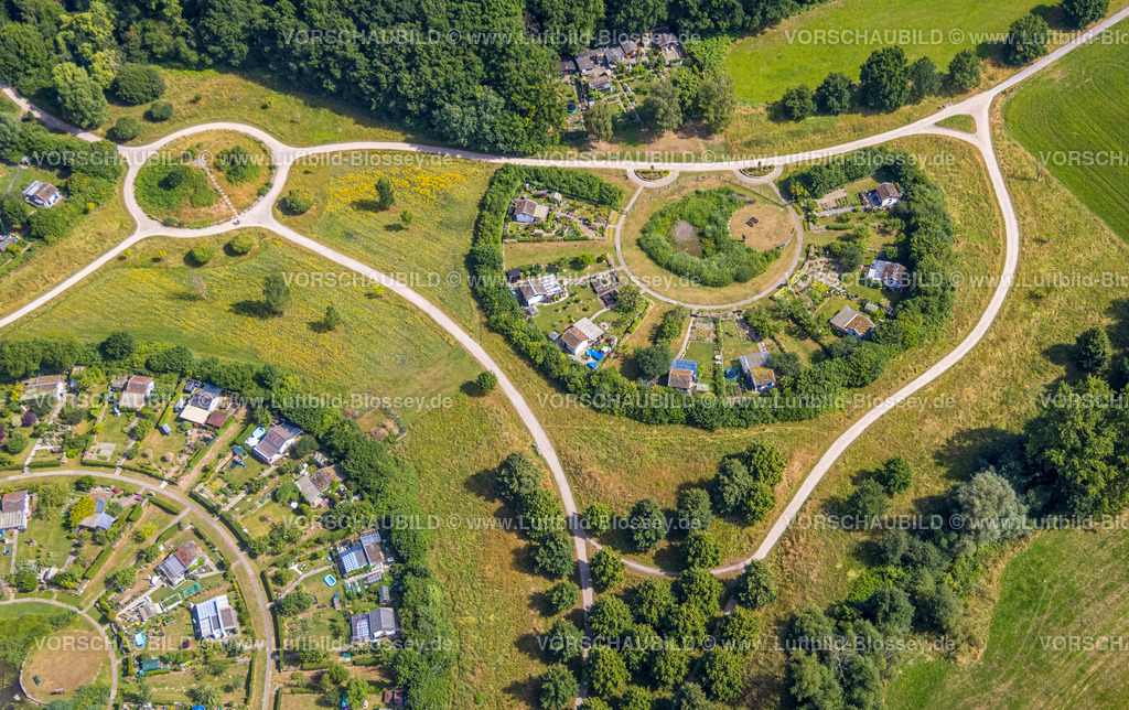 Dortmund220704069 | Luftbild, Gartenverein Alte Körne mit kreisförmigen Parzellen, Landschaftspark Alte Körne, Scharnhorst-Ost, Dortmund, Ruhrgebiet, Nordrhein-Westfalen, Deutschland