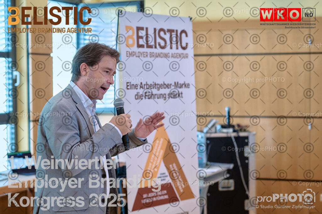 041_202509_EmployerBranding_NZ6_9786 | proPHOTO - Realisiert mit Pictrs.com