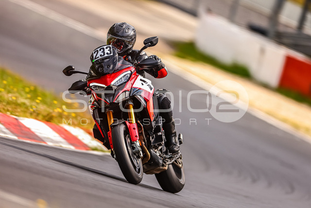 0233-240624_NR-001_233 | Deine Full-Service-Agentur für ✔️Videoproduktionen und ✔️Motorsportfotografie Jetzt Angebot anfragen!