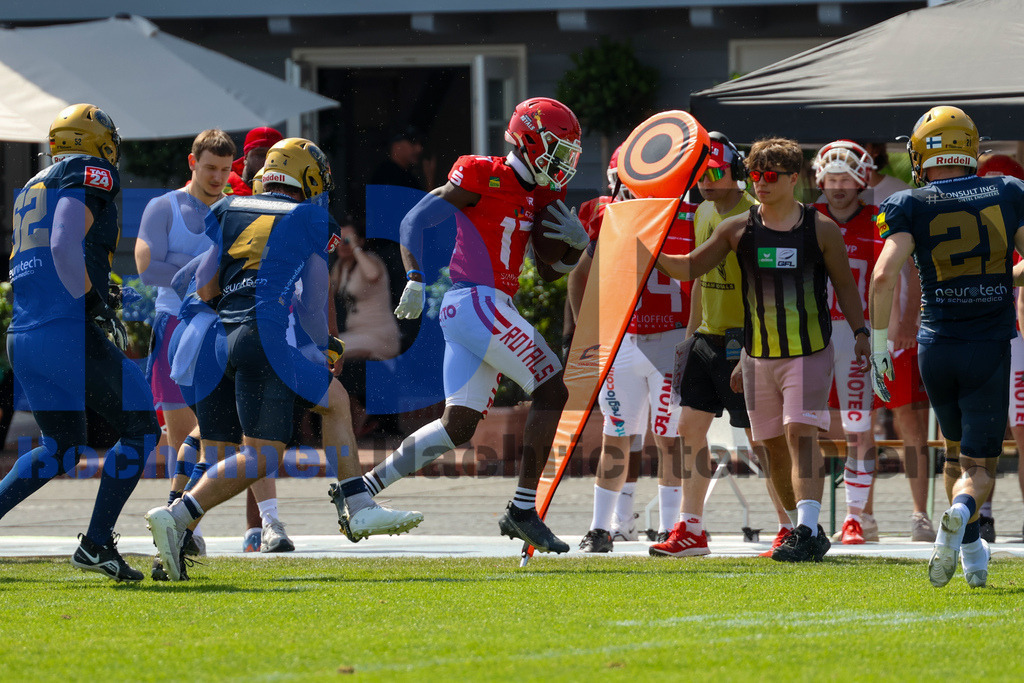 GFL: Potsdam Royals vs. Dresden Monarchs{date} -  | {headline}(Foto: Thomas Sobotzki / BOND) - Realisiert mit Pictrs.com