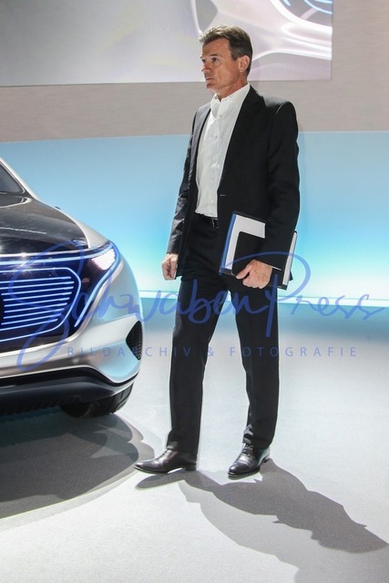 020217Ho520 | Bodo Uebber
 / Jahrespressekonferenz der Daimler AG, Germany, Carl Benz Center, Stuttgart, 20170202