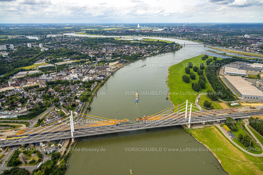Duisburg240704716-Mitte | Luftbild, Autobahn A40 Rheinbrücke Neuenkamp, Baustelle, Binnenschifffahrt Fluss Rhein, Wohngebiet und Blick auf Alt-Homberg, Duisburg, Ruhrgebiet, Nordrhein-Westfalen, Deutschland