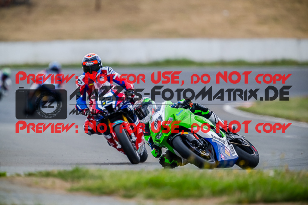 MaZZes_FotoMatrix_220723_5300 | IDM1000