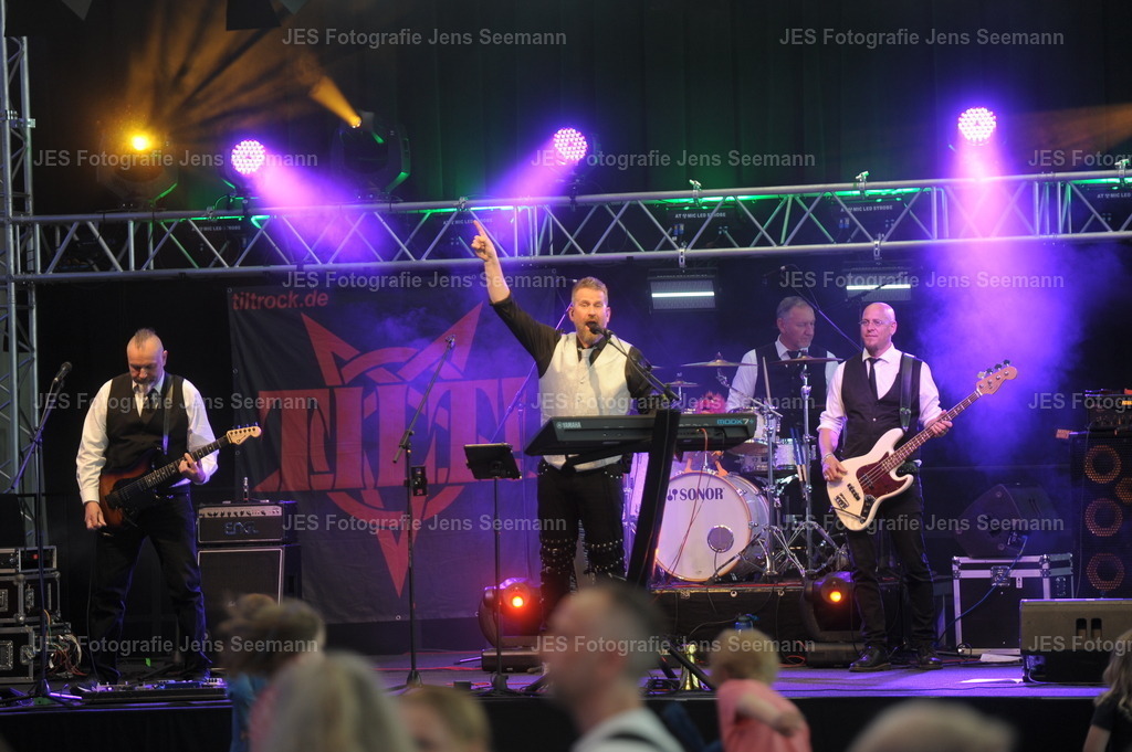 2026_0613_Neustadt Cup_Konzert0053 | Fotograf Jens Seemann aus Neustadt in Holstein. Ich fotografiere Ihre Hochzeit, Veranstaltungen, Sport. Firmen... - Realisiert mit Pictrs.com