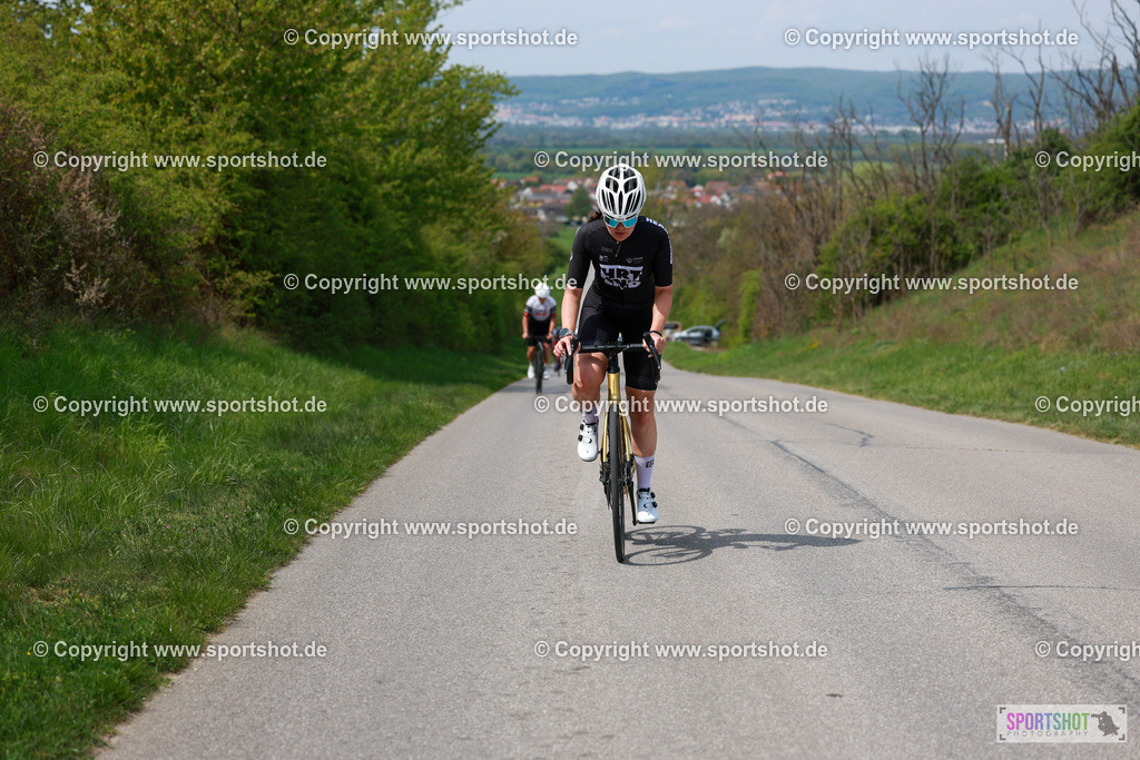 112_AR6_0052 | Neusiedlersee Radmarathon 2026@sportshot_your_pictrs #yourpictures#roadtowm2029 #nrm #neusiedlerseeradmarathon #neusiedlersee #neusiedlerseetourismus #burgenland #mörbisch #nrm26 #burgenlandtourismus #voglundco #poweredbyburgenlandtourismus #radsport #rad #marathon #ucigranfondo #visitburgenland #ucigranfondoworldseries