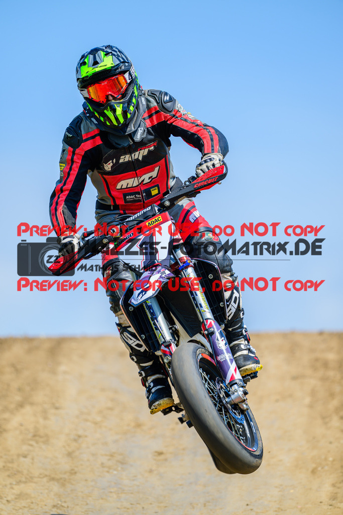 MaZZes_FotoMatrix_240622_6007705_7475 | UE40