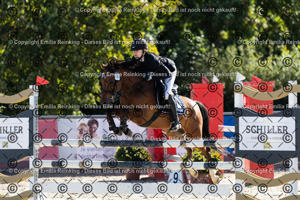 CL5A1385 | Emilia Reinking Fotografie - Realisiert mit Pictrs.com