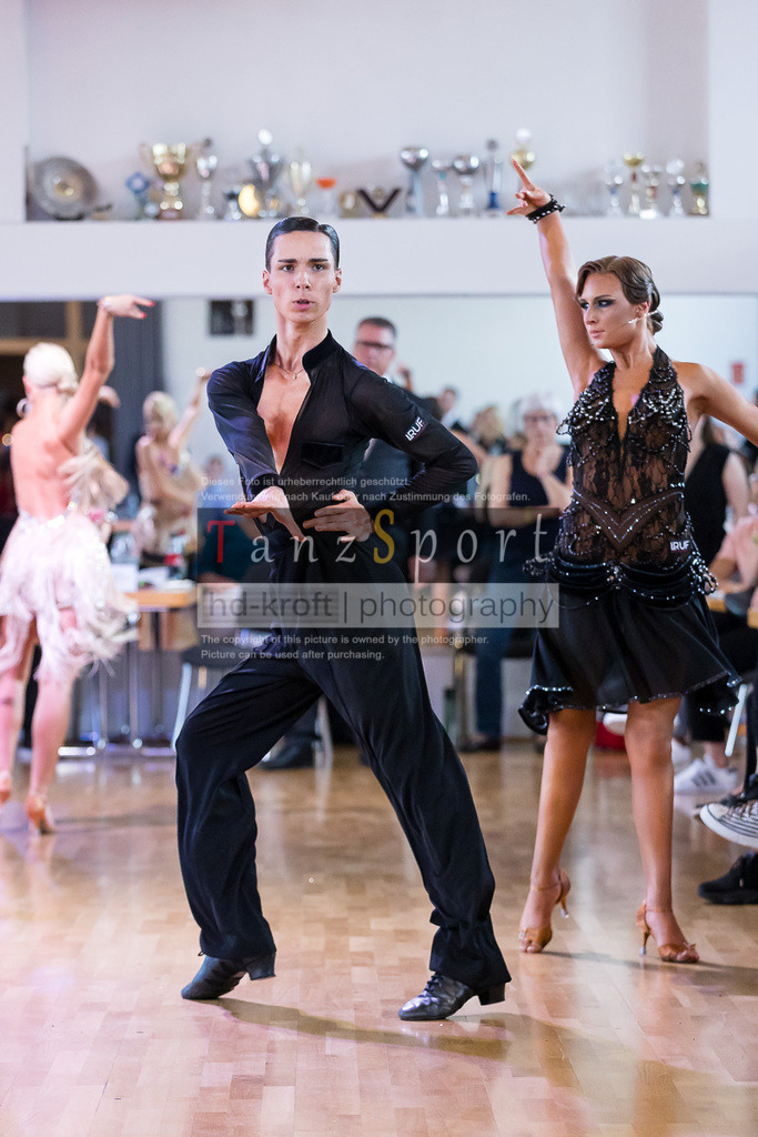 20240616_DM-Jugend-Kombi_4456 | Tanzsportbilder, Standardtanz, Lateintanz, WDSF, DTV, LTVB, dancecomp, goc, hessen tanzt, blaues band der spree, walzer, tango, wiener walzer, slowfox, quickstepp, samba, rumba, cha-cha-cha, paso doble. jive, hd-kroft photography, turniertanzsport