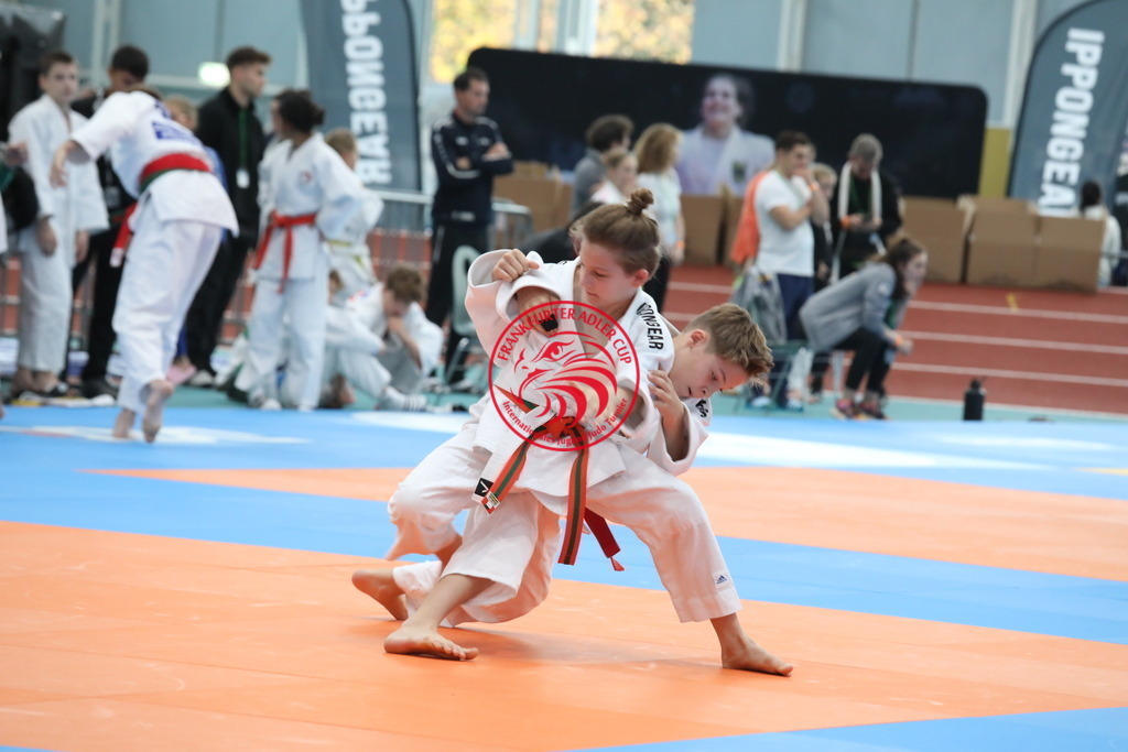 1J7A1702 | Fotos vom Adler Cup - Pictures from Adler Cup

Hier findet Ihr alle Eindrücke und großen Momente der Adler Cup Wochenenden. Here you will find all impressions and great moments of the Adler Cup weekends. - Realisiert mit Pictrs.com