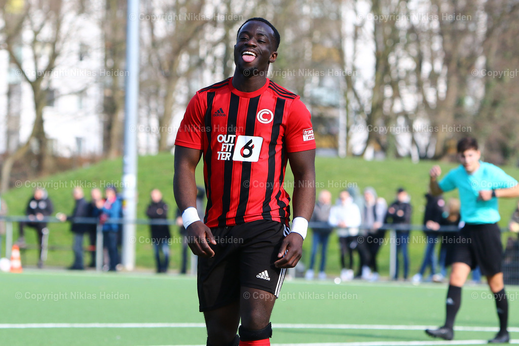 NH_Concordia_DuenebergerSV_OberligaHamburg_03032024 | #19 Jeffrey Agyemang (Concordia) bejubelt seinen Treffer zum 4:0.

Oberliga Hamburg I 26. Spieltag  I 03.03.2024
