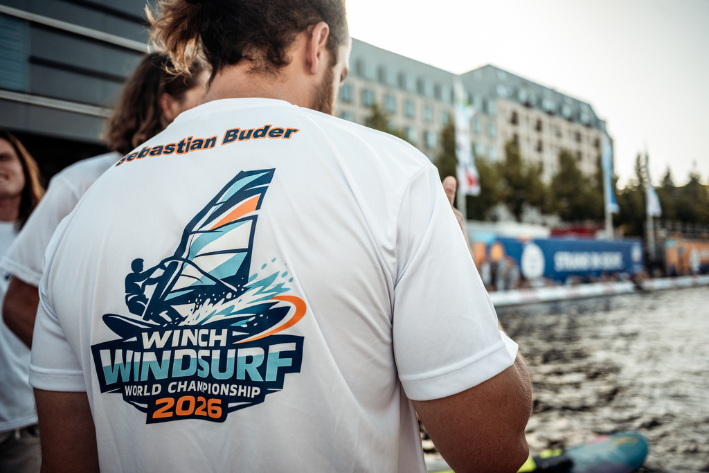 Kieler WOCHE Tow In Windsurf - @danielpankoke dpmedia (45 von 158) | dp-photography - Realisiert mit Pictrs.com