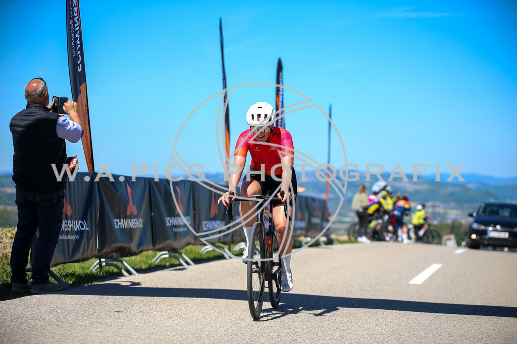 ..... | Wels, 23.04.2026, Kirschblüten Radrennen 2026 , Image shows: Photo: Wapics / Willdoner Andreas