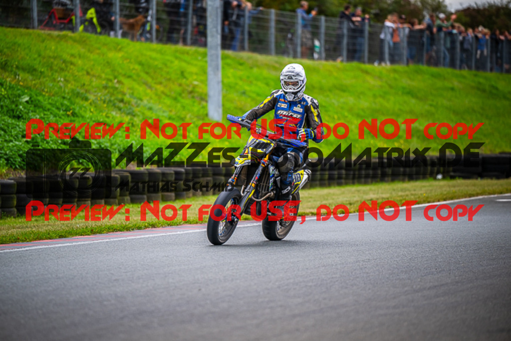 MaZZes_FotoMatrix_231001_9917 | S1