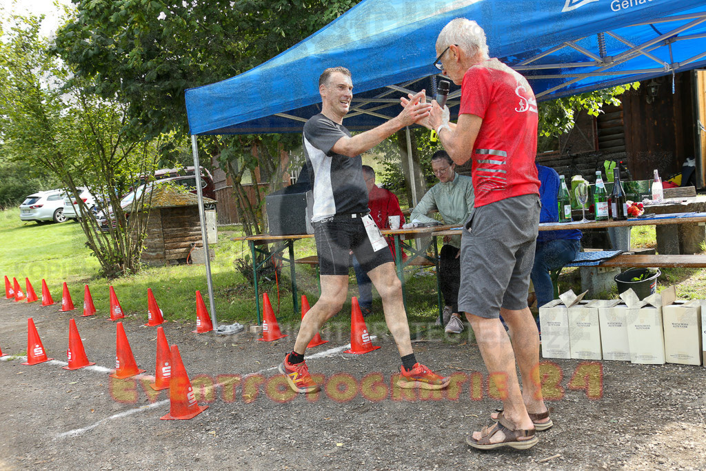 230826_1540_EX1_1424 | Sportfotografie im Rhein-Sieg Kreis, Köln, Bonn, NRW, Rheinland Pfalz, Hessen, etc. Unser Tätigkeitsfeld umfasst den Laufsport vom Volkslauf über den Marathon, Duathlon, Triathon bis zum Ultralauf wie Kölnpfad Ultra oder Schindertrail.
