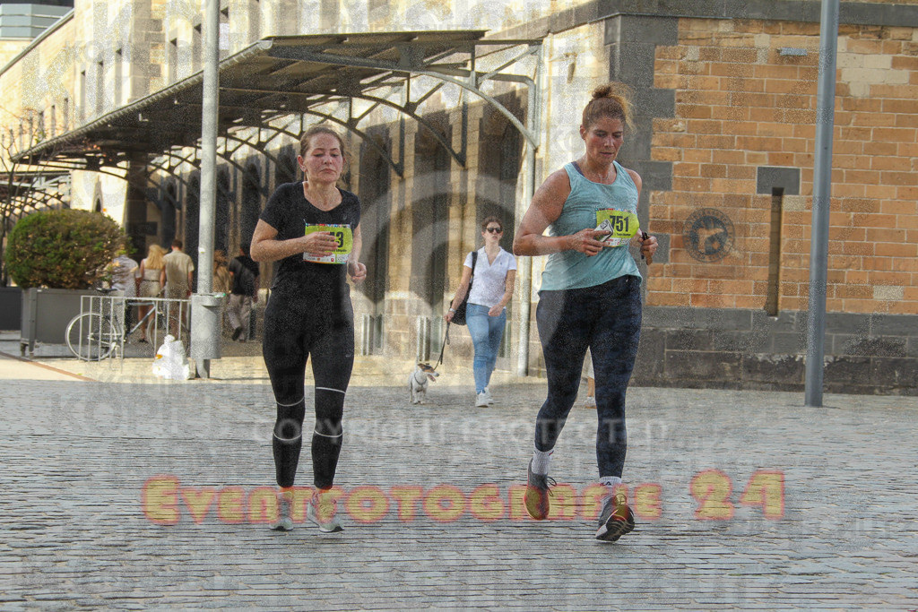 250920_1538_EV4_9363 | Sportfotografie im Rhein-Sieg Kreis, Köln, Bonn, NRW, Rheinland Pfalz, Hessen, etc. Unser Tätigkeitsfeld umfasst den Laufsport vom Volkslauf über den Marathon, Duathlon, Triathon bis zum Ultralauf wie Kölnpfad Ultra oder Schindertrail.